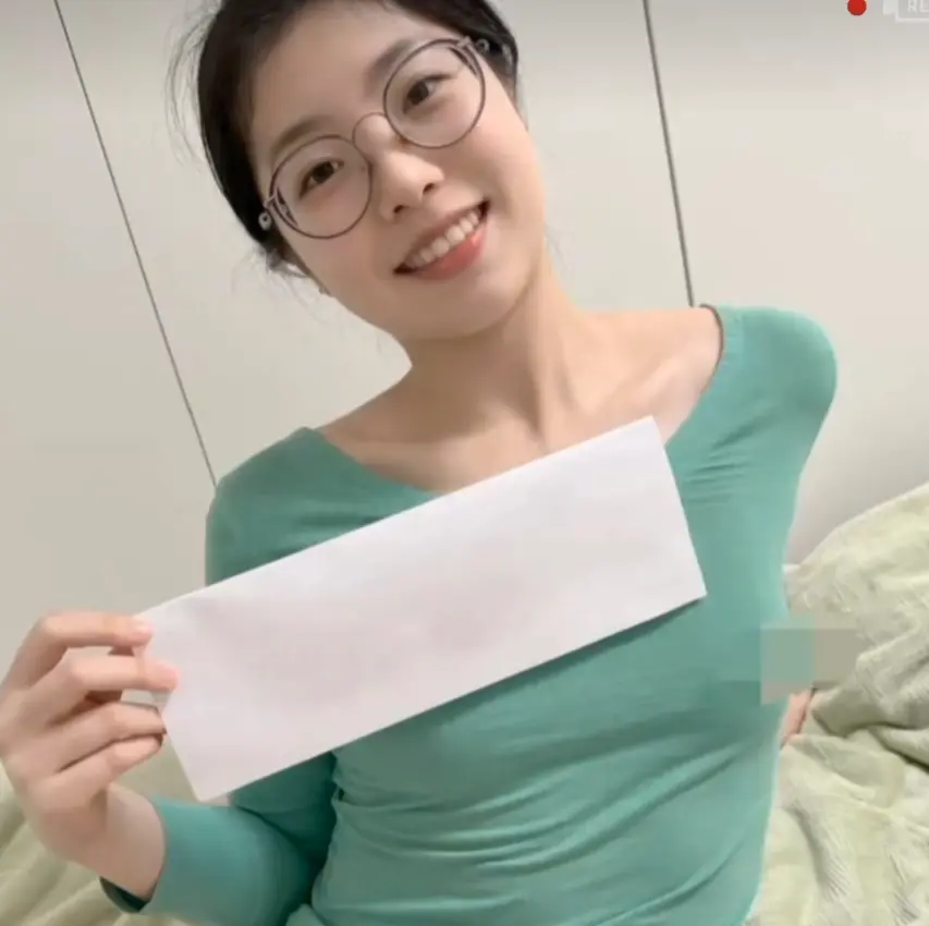 《秦嘉妮/秦嘉倪》1080P无损成片无删节-青筋女王免费在线观看-秦嘉倪全系列作品持续更新-邯郸眼镜妹生活合集-秦嘉妮零广告全收录